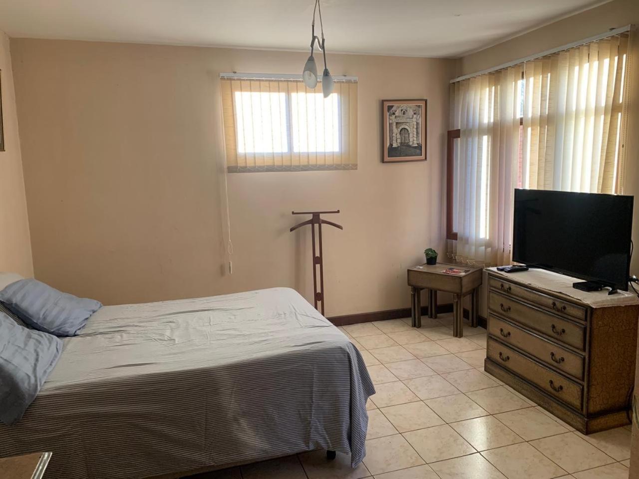 Apartamento con jardin Cochabamba Extérieur photo